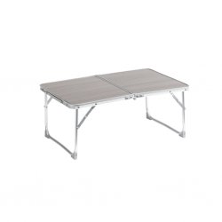 Lage campingtafel met ruimte voor twee tot vier personen.