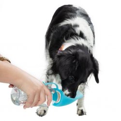Waterbak en fles voor honden