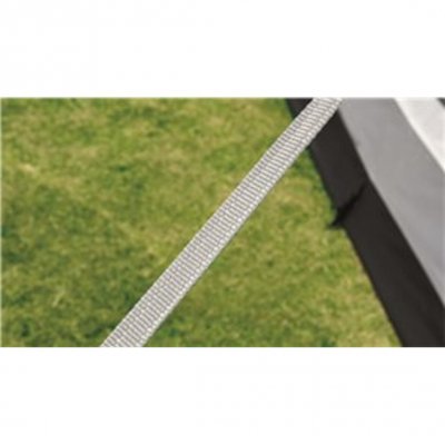Heavy storm straps provide good stability on the awning even by stronger winds.