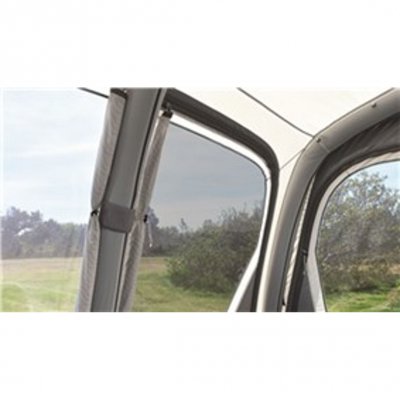 Tinted windows and curtains give the awning a good protection against both sun and transparency.