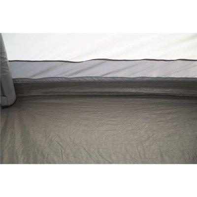 Outwell Parkville 260SA Car tent has a sealed floor to protect against moisture, cold draft and small creeps.