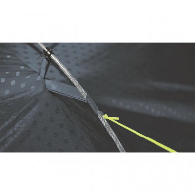 Storm shield by tent fabric ropes and rods attached together when mounted on the Dash 5 from Outwell.