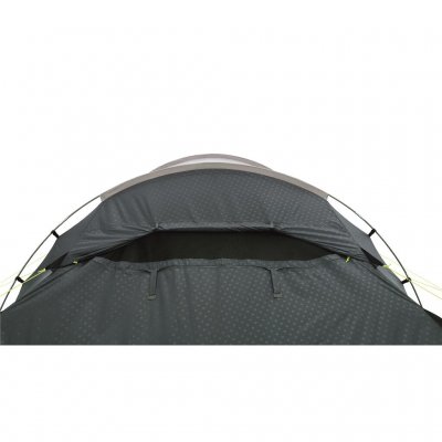 Large ventilation back and two small front gives a good flow of air in the tent.