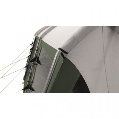 Bent bars at the top provide a large surface with good ceiling height.