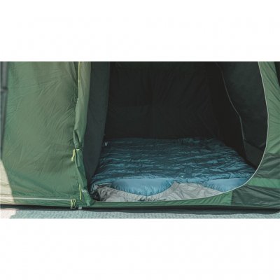 Outwell Yosemite Lake 6TC has a spacious darkened sleeping cabin with 35% cotton fabric.