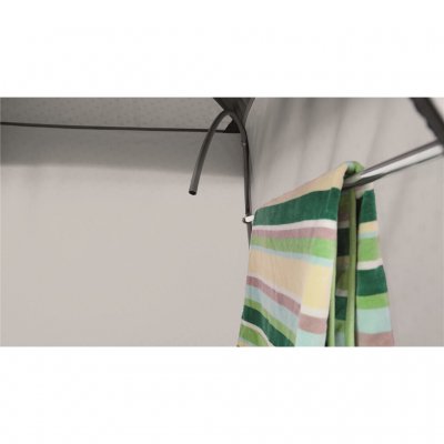 Handdoekhouder en bevestiging voor waterslang.