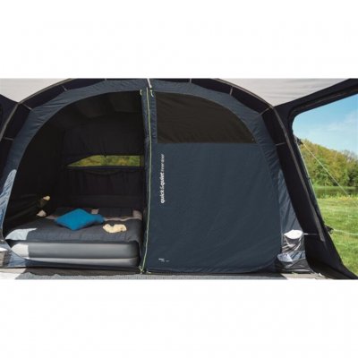 The tent has an extra long sleeping cabin with low light transmission and high ceiling height.