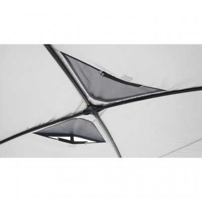 Large valve in the roof of the tent keeps the heat down.