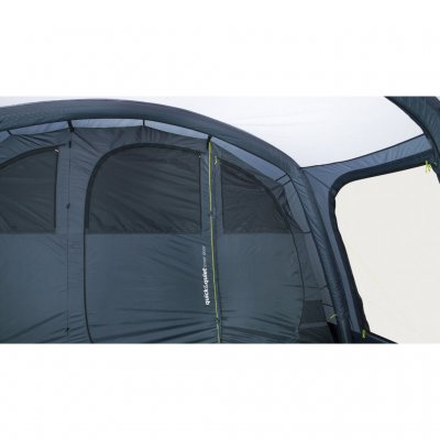 Sleeping cabin with two darker bedrooms in Outwell Moonhill 6 Air.