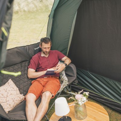 De Outwell Denver 6 is een grote en ruime familietent voor 6 personen.