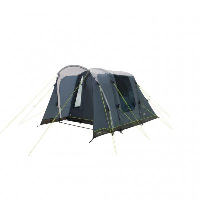 Stabiele tent met grote zonbeschutte ingang