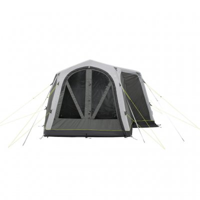 De Outwell Montana 4 Air is een grote, mooie tent met een volledig afneembare voorkant, voor extra luchtige ruimtes.