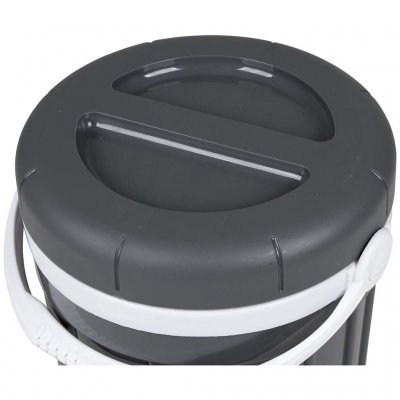 Slimme schroefdop voor eenvoudig bijvullen.