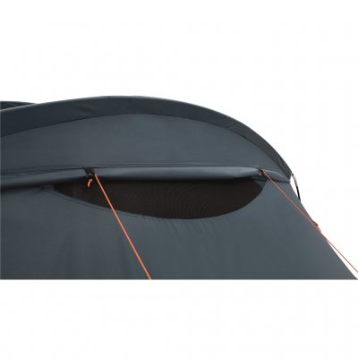 A rain-protected ventilation on the back tent Easy Camp Palmdale 500.