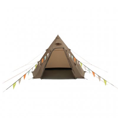 Easy Camp Otra Tipi vanaf de voorkant gezien – de open deur biedt gemakkelijke toegang en nodigt u uit in een ruime en comfortab