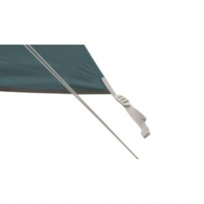 The buckles in aluminum make the tent durable and easy to adjust.