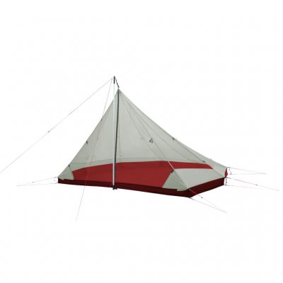 De binnentent van gaas zorgt voor een goede ventilatie en de uit het midden geplaatste middenstok creëert meer ruimte in de tent