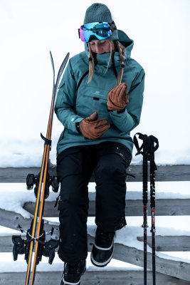 Useful jacket in anorak model from Swedish 2117.