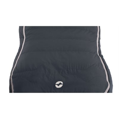 Narrower at the waist means that you retain heat but get full mobility.