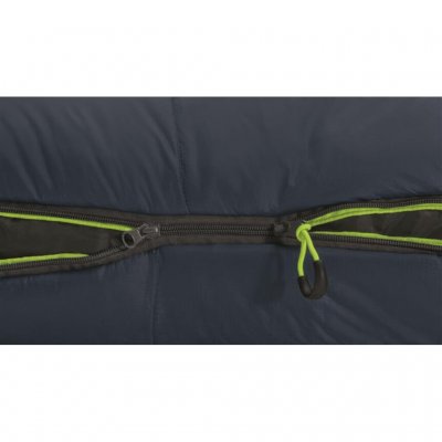 2-way zipper allows the bottom of the sleepingbag to be opened up on warm nights