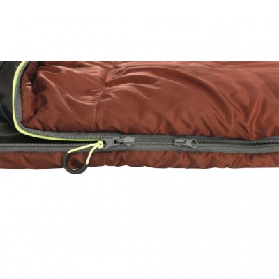 2-way zipper allows the bottom of the sleepingbag to be opened up on warm nights