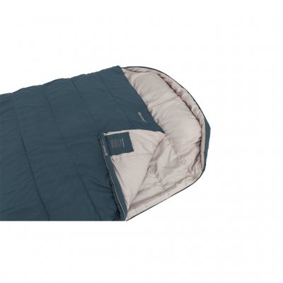 Outwell Campion Lux Double een warme en betaalbare kampeerslaapzak.
