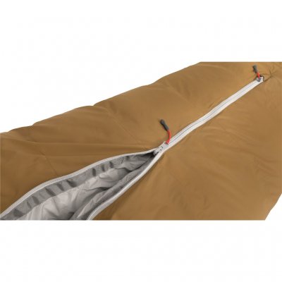 Zipper in the middle makes the sleeping bag easy to open and close.