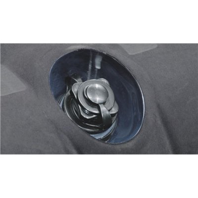 Heavy duty valve with double sealing