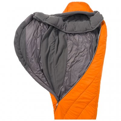 Fleece lining in sensitive areas provides extra comfort in the sleeping bag.