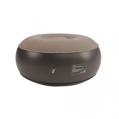 Handig voetenbankje dat eenvoudig op te blazen is.