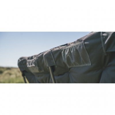 Praktisch gaasvak aan de achterkant van de Campingsofa