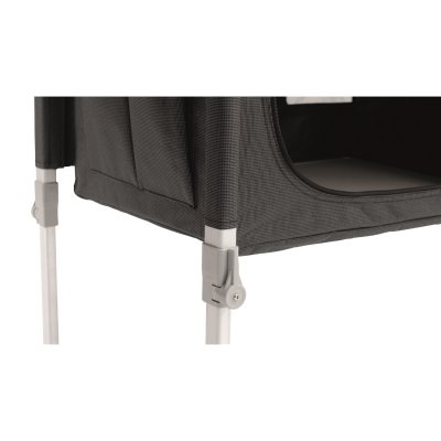 Het keukenbankje is eenvoudig te monteren.