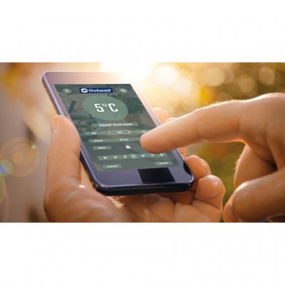 Control and control the temperature via the Outwell app.