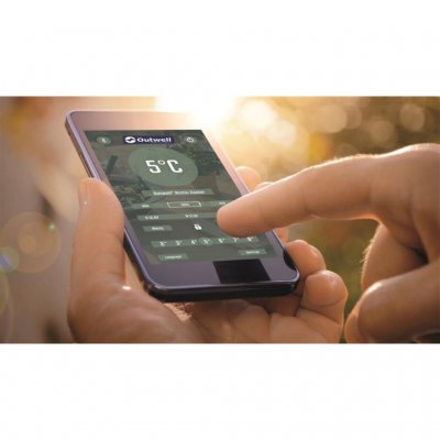 Control and control the temperature via the Outwell app.