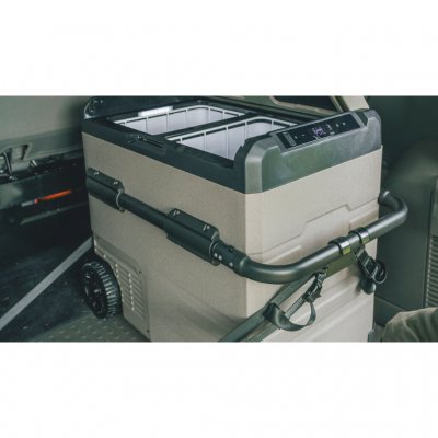 Houdt de koeler op zijn plaats tijdens het rijden.