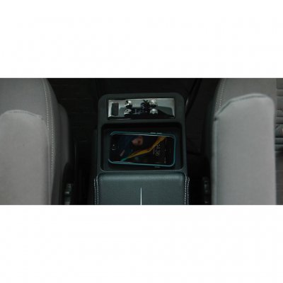 Display om de temperatuur van de compressoraangedreven koelbox te zien en in te stellen.