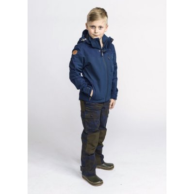 Pinewood Finnveden Hybrid outdoor jacket for children.