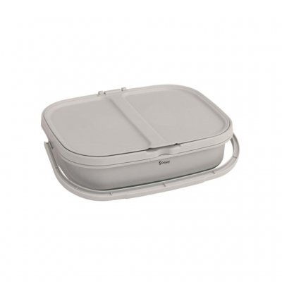 Can be folded into a small and handy pack size when not in use.