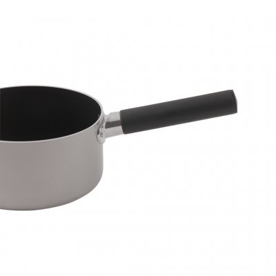 Gemakkelijk vast te houden en ergonomische handgreep die kan worden losgeschroefd voor een kleinere verpakkingsgrootte