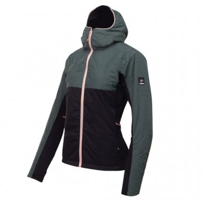 Useful windproof jacket with extra insulation over the chest and sleeves. Perfect for cold evenings at the campsite.