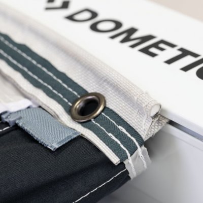 De dubbele kederstrip zorgt ervoor dat deze geschikt is voor zowel caravans als campers.