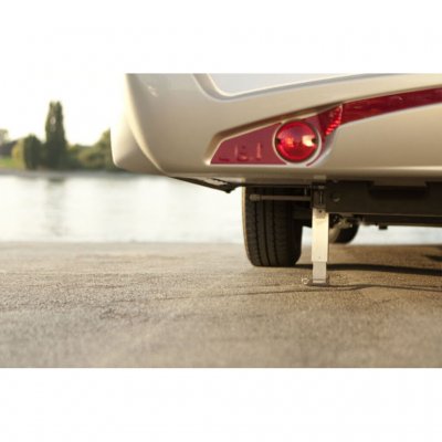 The support legs work on all surfaces.