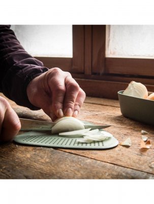 Works as a regular cuttingboard