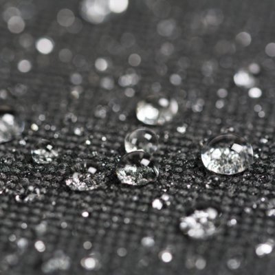 Een duurzaam all-season-doek dat geschikt is voor wie zeer vaak kampeert.