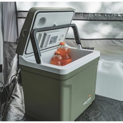 De koelbox van Easy Camp is net zo geschikt voor autoreizen als voor de campingplaats.
