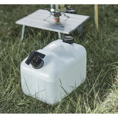De Thyme watercontainer van Easy Camp is ontworpen om duurzaam en eenvoudig in gebruik te zijn.