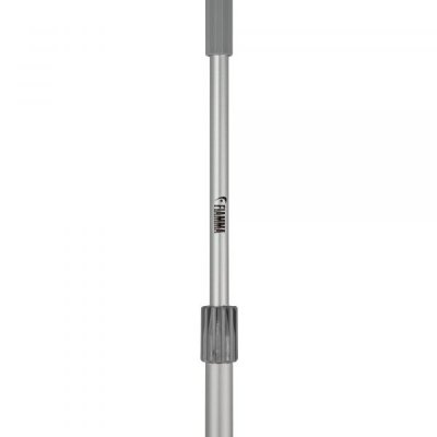 Telescopic between 154 and 240 cm.