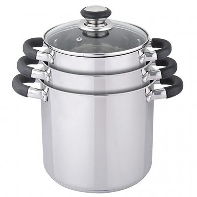 Compacte pannenset die minimale ruimte inneemt in de bagage.