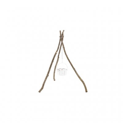 Met deze doe-het-zelf set kun je snel en eenvoudig je eigen tripod bouwen voor koken boven open vuur.