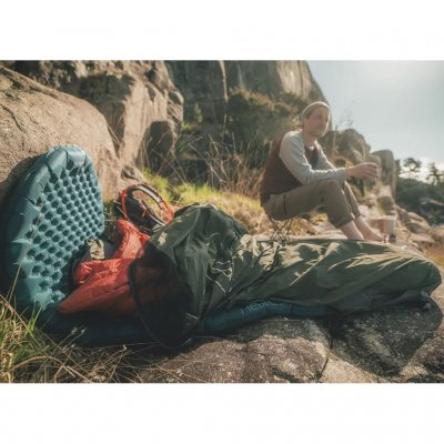 Opblaasbare slaapmat met een ruim ligoppervlak van Robens.